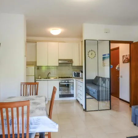 Apartment 1 Bedroom Lovely In Andora