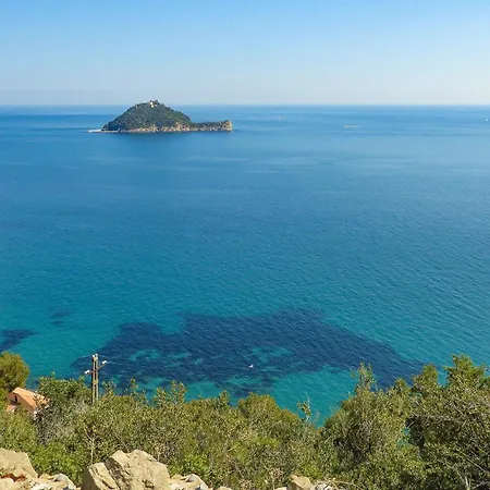 1 Bedroom Lovely In * Andora